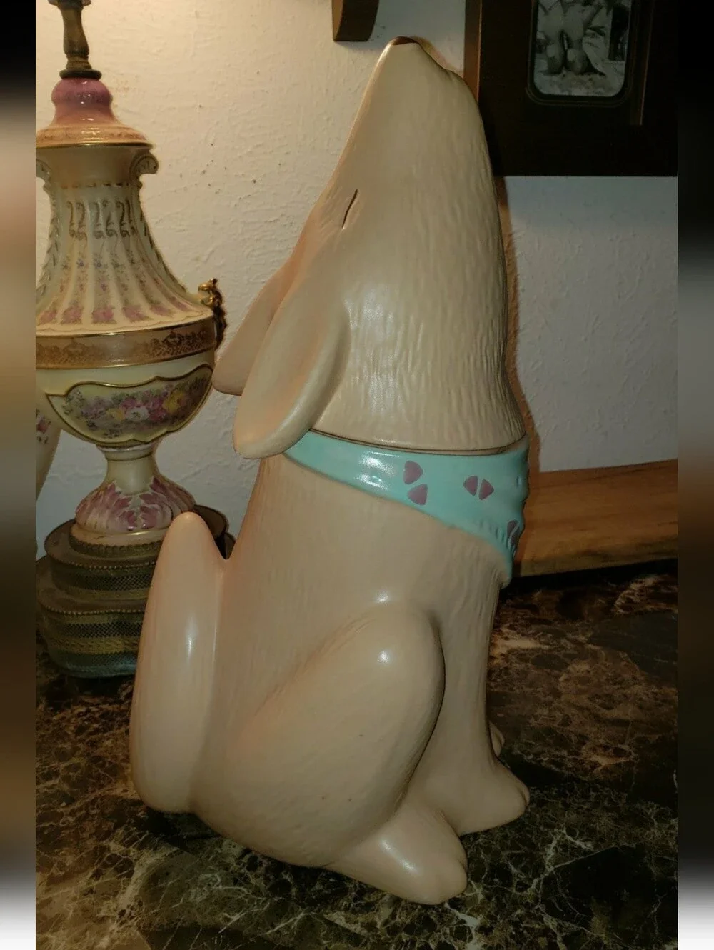 Vintage 1990's Howling Coyote Cookie Jar